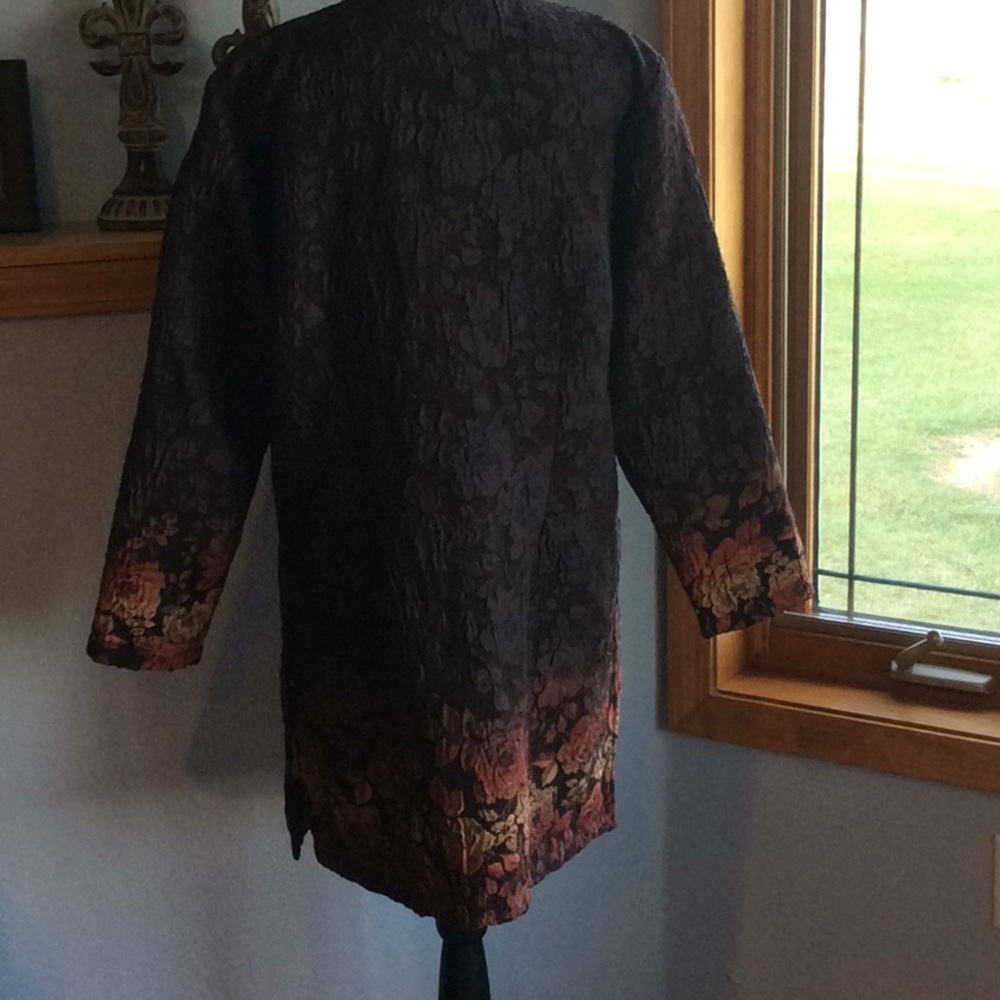 Coat - Picture 2 of 3